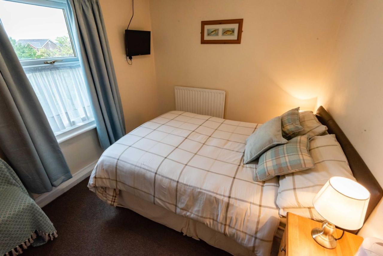 Aarondale Guest House Хартлпул Екстериор снимка