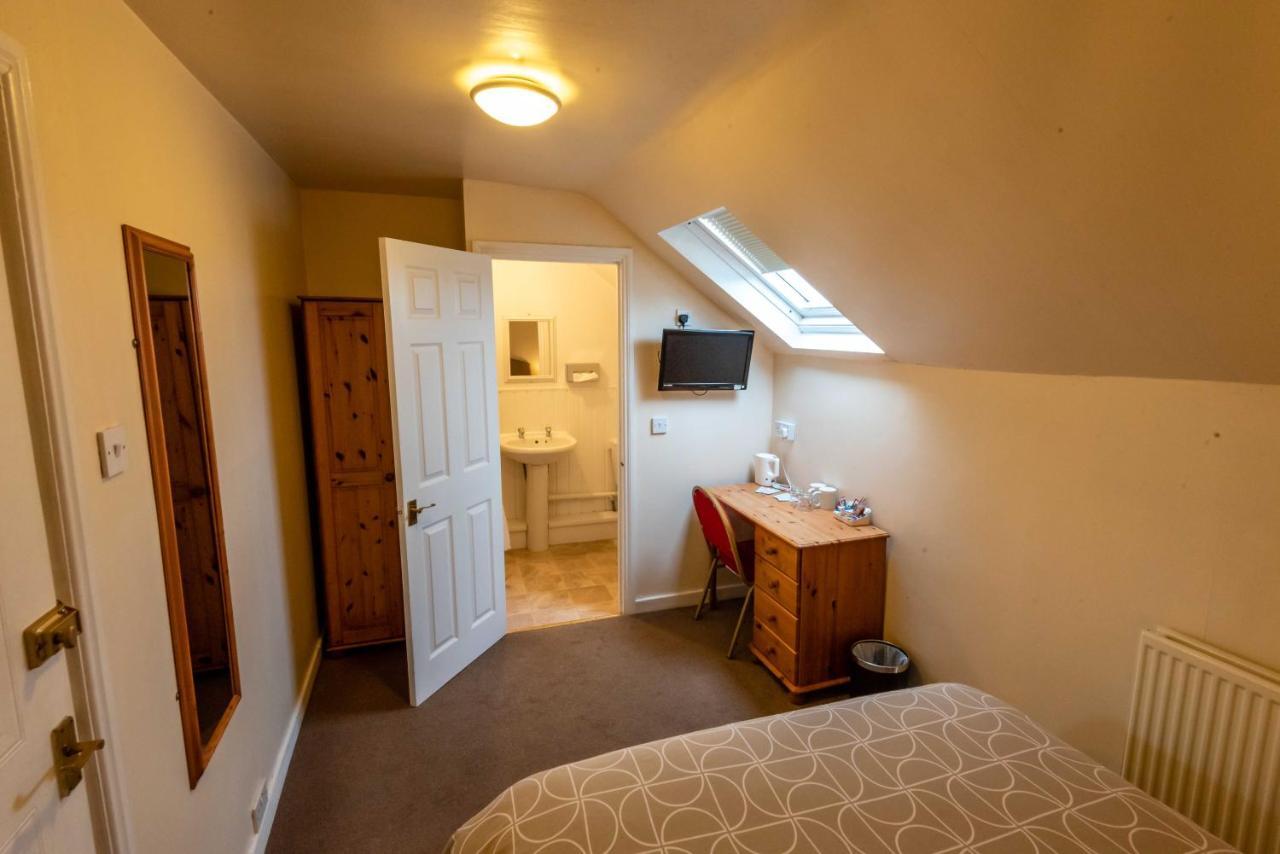 Aarondale Guest House Хартлпул Екстериор снимка